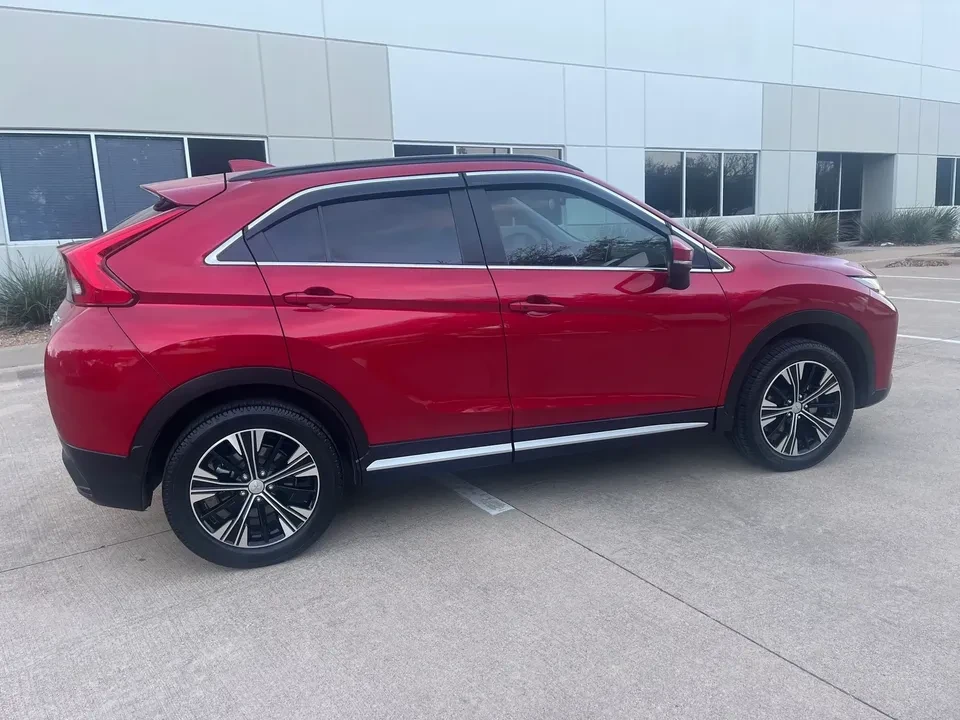 2019 Mitsubishi Eclipse Cross - Image 10 of 20
