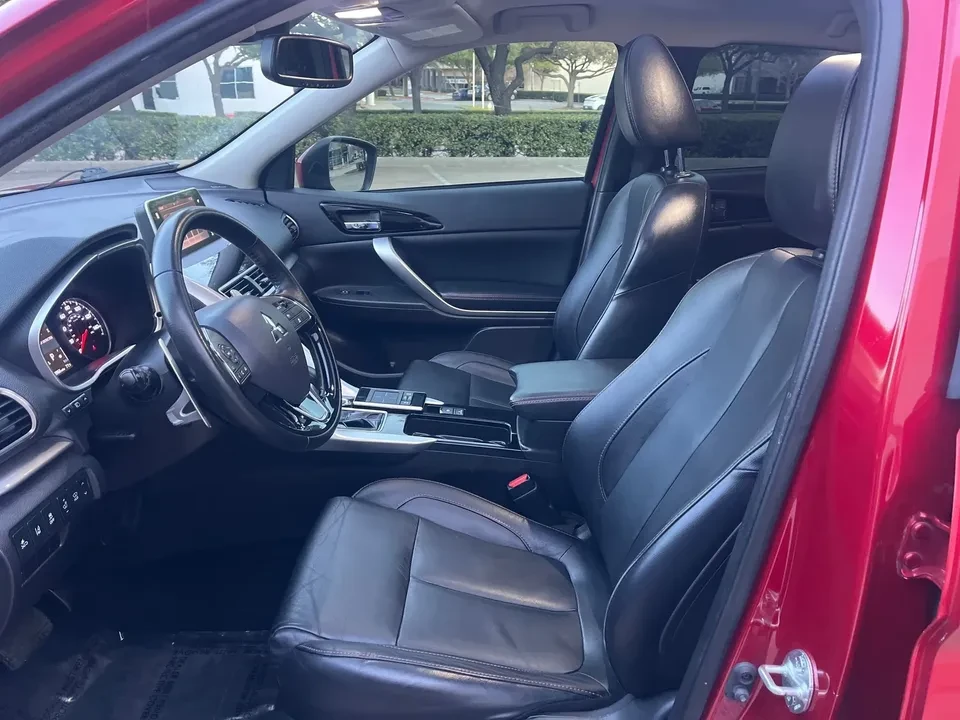 2019 Mitsubishi Eclipse Cross - Image 14 of 20