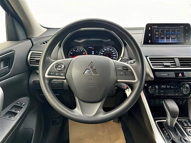 2019 Mitsubishi Eclipse Cross - Image 5 of 10