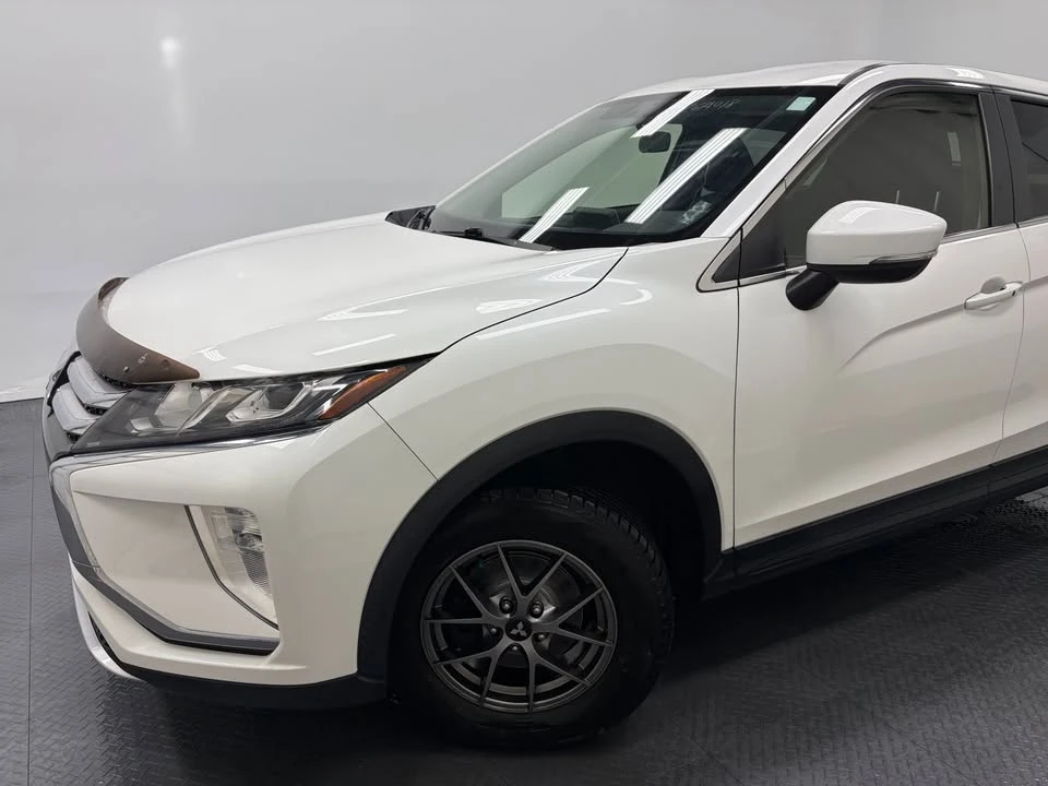 2019 Mitsubishi Eclipse Cross - Image 3 of 12