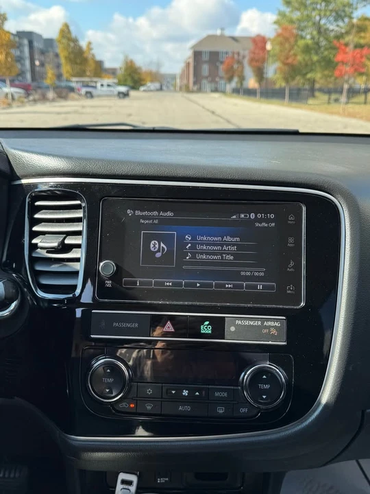 2019 Mitsubishi Outlander - Image 6 of 13