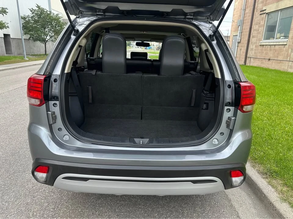 2019 Mitsubishi Outlander - Image 4 of 12