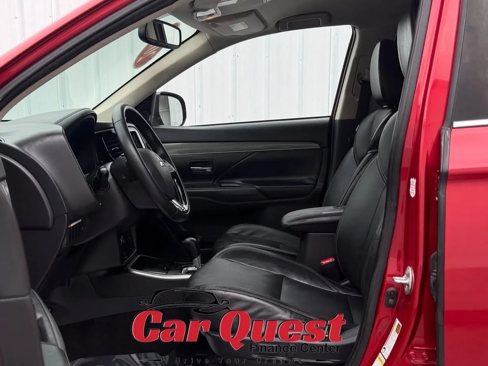 2019 Mitsubishi Outlander - Image 8 of 20