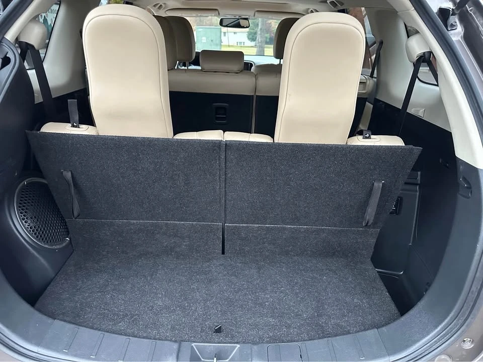 2019 Mitsubishi Outlander - Image 11 of 20
