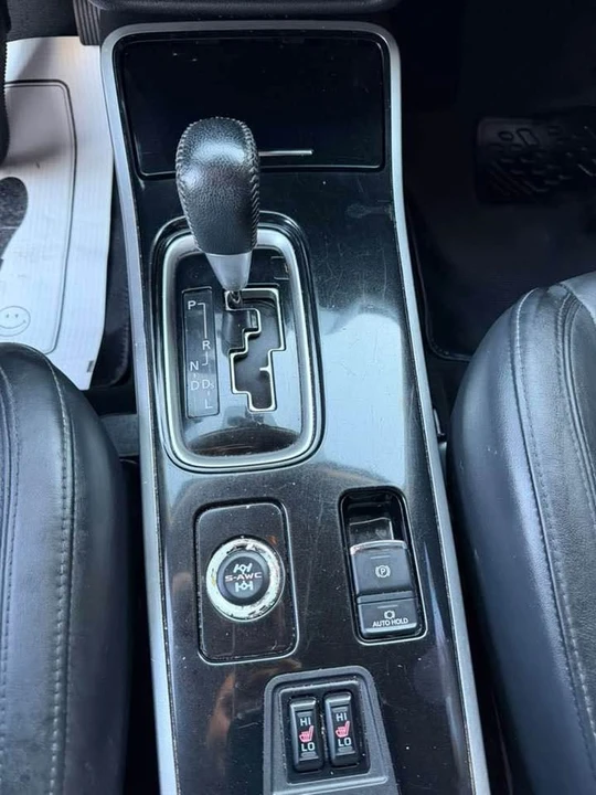 2019 Mitsubishi Outlander - Image 14 of 15