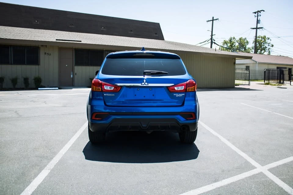 2019 Mitsubishi Outlander - Image 5 of 14