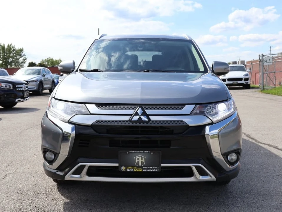 2019 Mitsubishi Outlander - Image 10 of 16