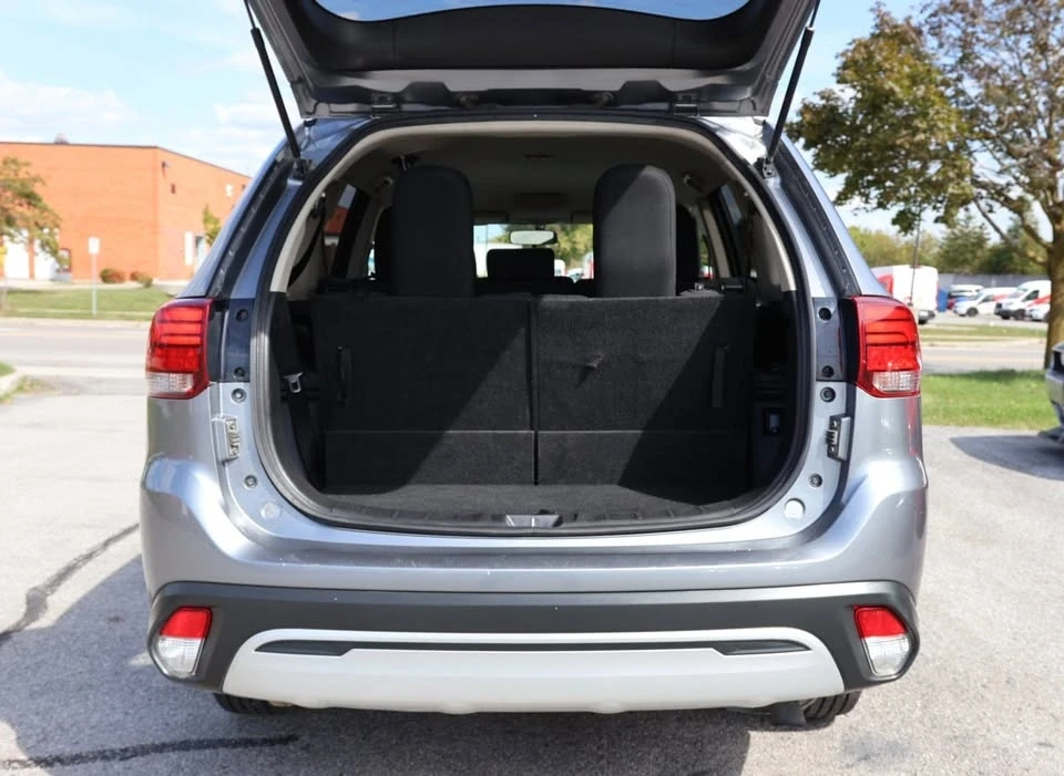 2019 Mitsubishi Outlander - Image 16 of 16