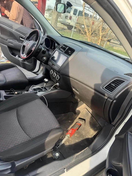 2019 Mitsubishi Outlander - Image 10 of 15