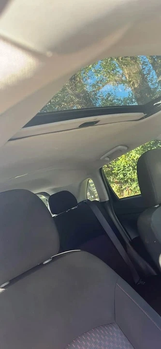 2019 Mitsubishi Outlander - Image 7 of 10