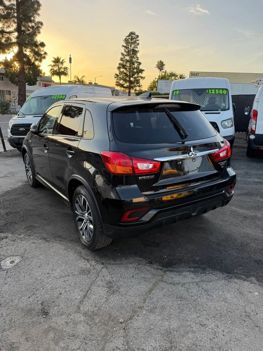 2019 Mitsubishi Outlander - Image 6 of 13