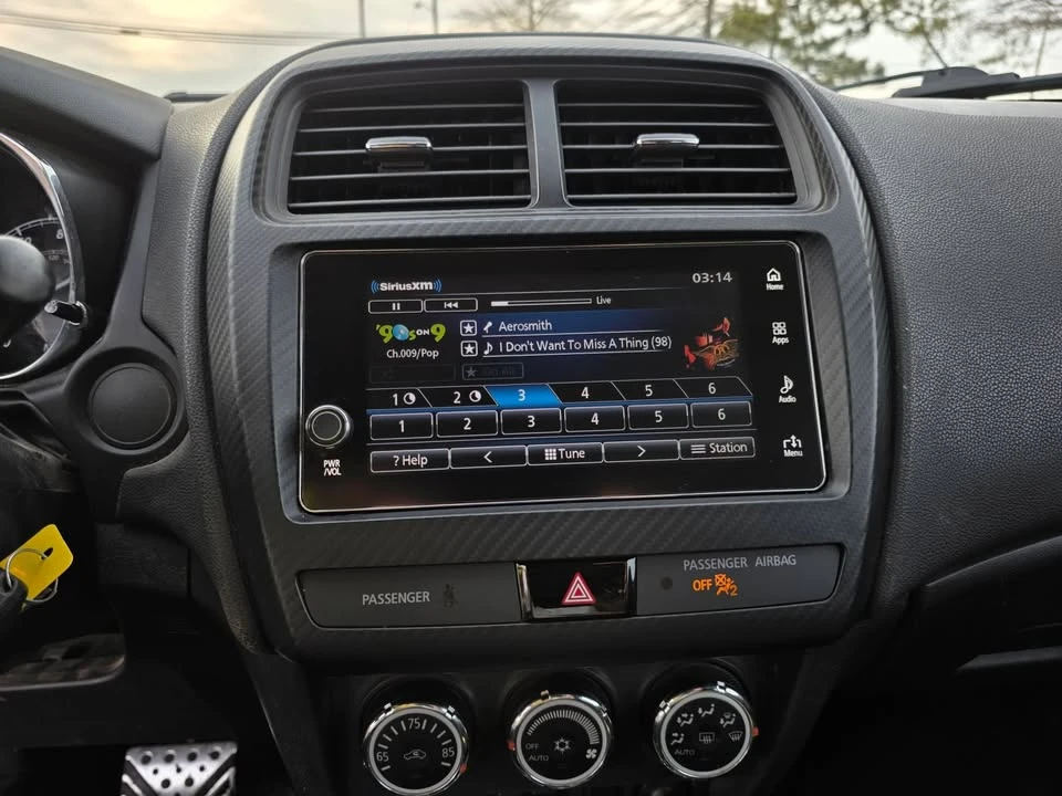 2019 Mitsubishi Outlander Sport - Image 8 of 13