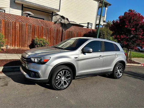 2019 Mitsubishi Outlander Sport LE