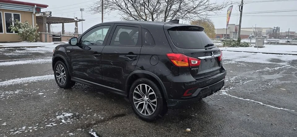 2019 Mitsubishi Outlander - Image 3 of 11