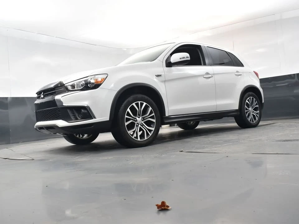 2019 Mitsubishi Outlander - Image 15 of 18