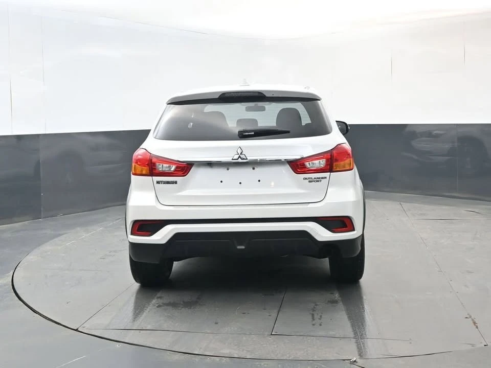 2019 Mitsubishi Outlander - Image 4 of 18