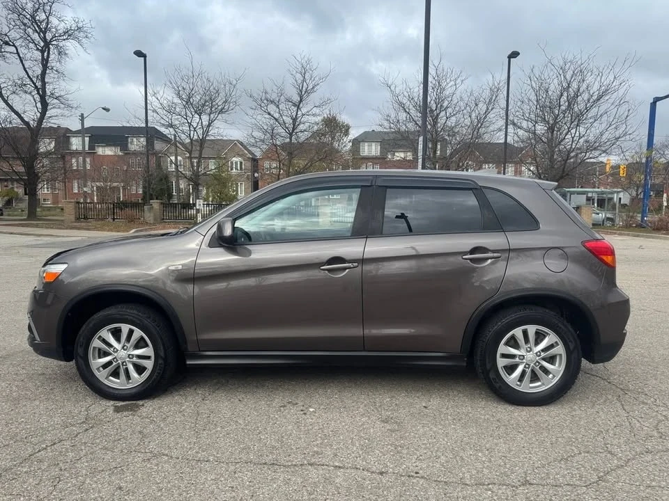 2019 Mitsubishi RVR - Image 2 of 20