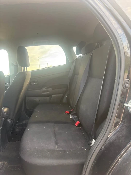 2019 Mitsubishi RVR - Image 7 of 8