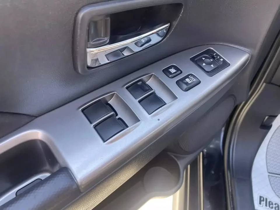 2019 Mitsubishi RVR - Image 11 of 16