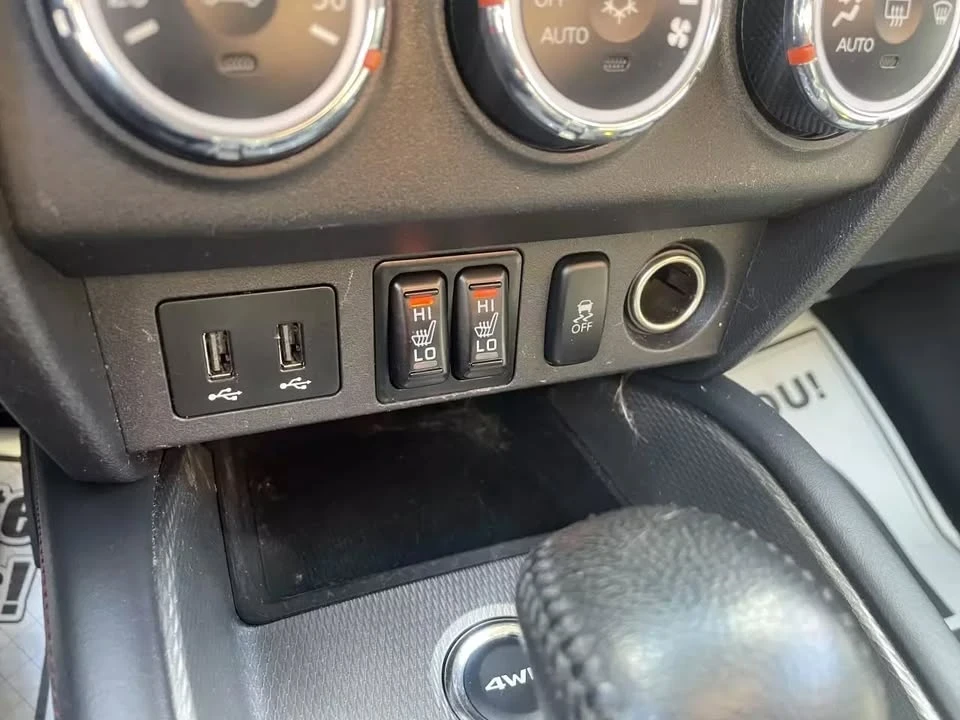 2019 Mitsubishi RVR - Image 13 of 16