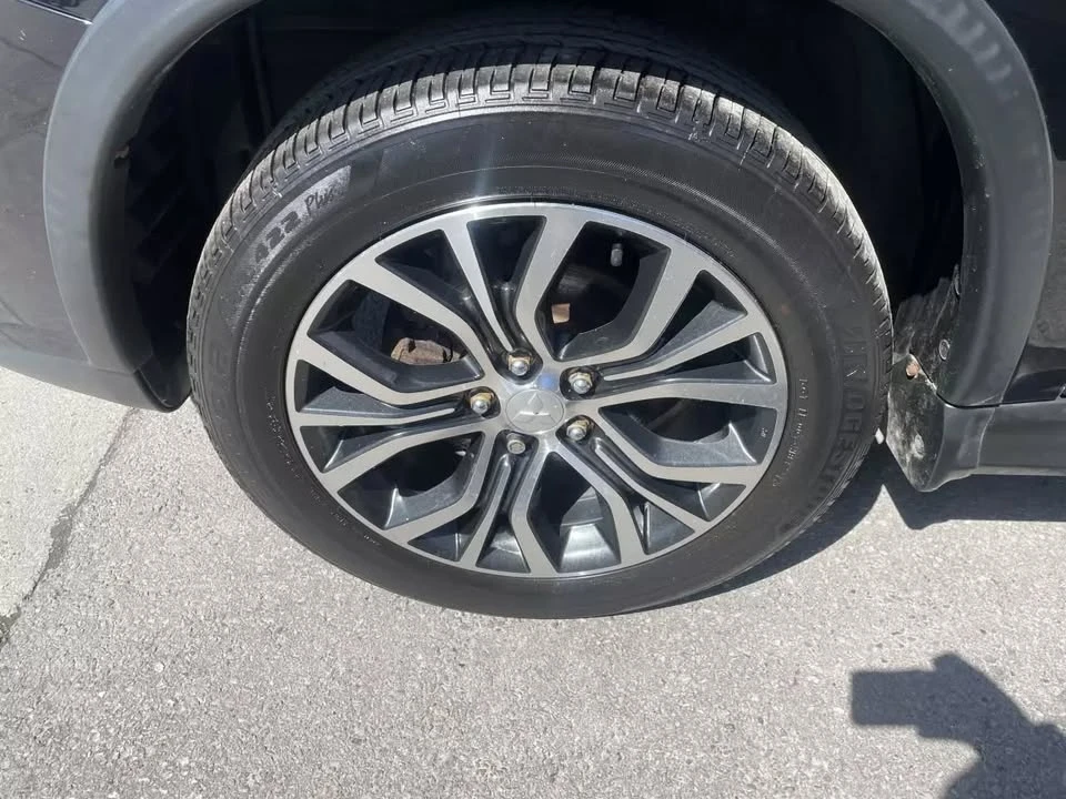 2019 Mitsubishi RVR - Image 4 of 16