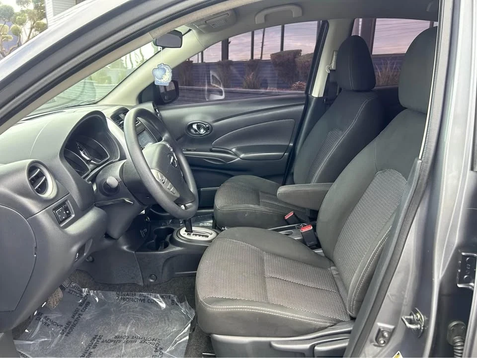 2019 Nissan Versa - Image 9 of 10
