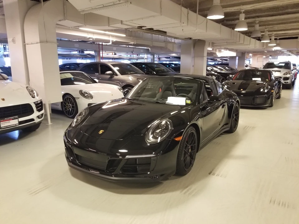 2018 Porsche 991 Targa 4 GTS - Image 2 of 6