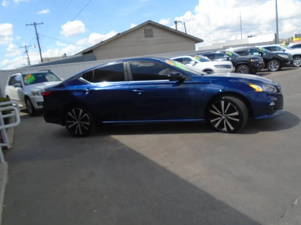 2019 Nissan Altima 6th Gen - Image 17 of 19
