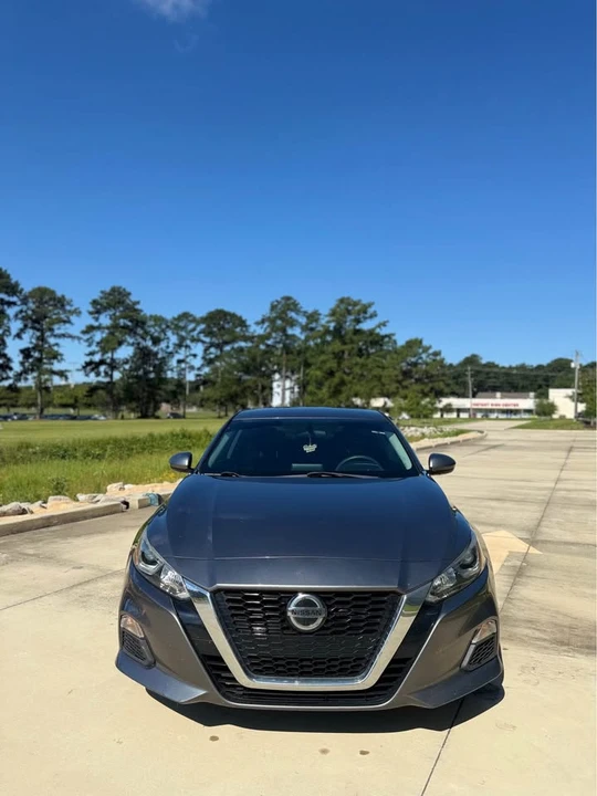 2019 Nissan Altima 6th Gen - Image 2 of 15