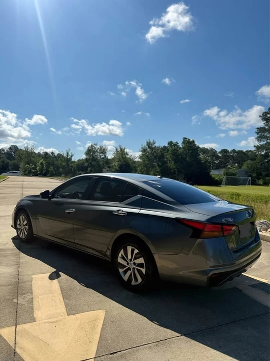 2019 Nissan Altima 6th Gen - Image 6 of 15