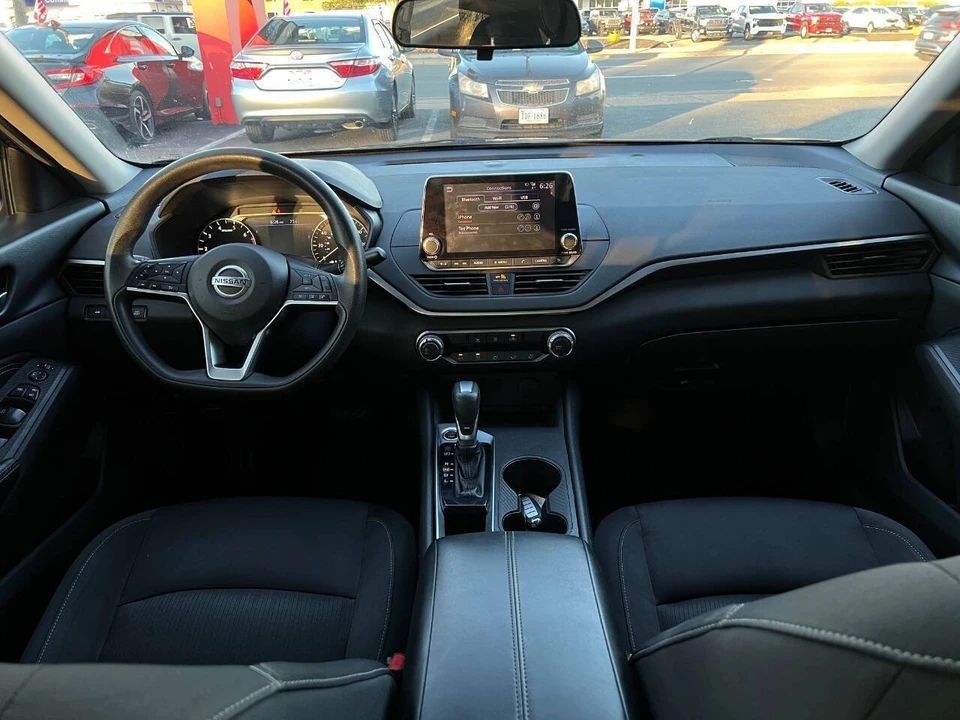 2019 Nissan Altima 6th Gen - Image 15 of 20