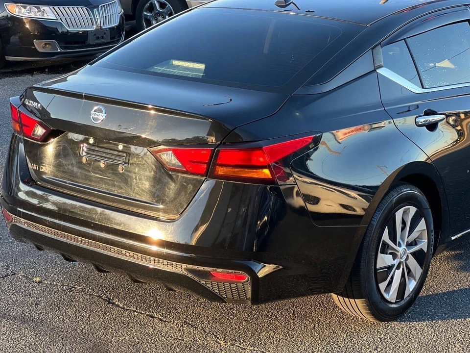 2019 Nissan Altima 6th Gen - Image 11 of 20