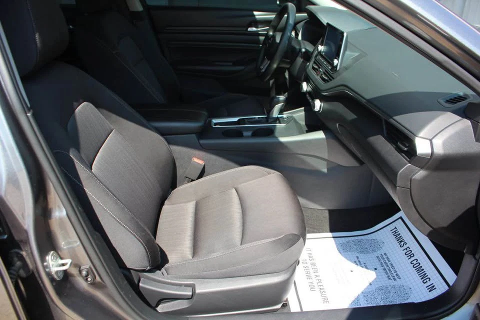 2019 Nissan Altima 6th Gen - Image 12 of 17