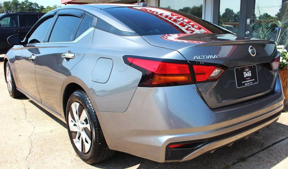 2019 Nissan Altima 6th Gen - Image 3 of 17