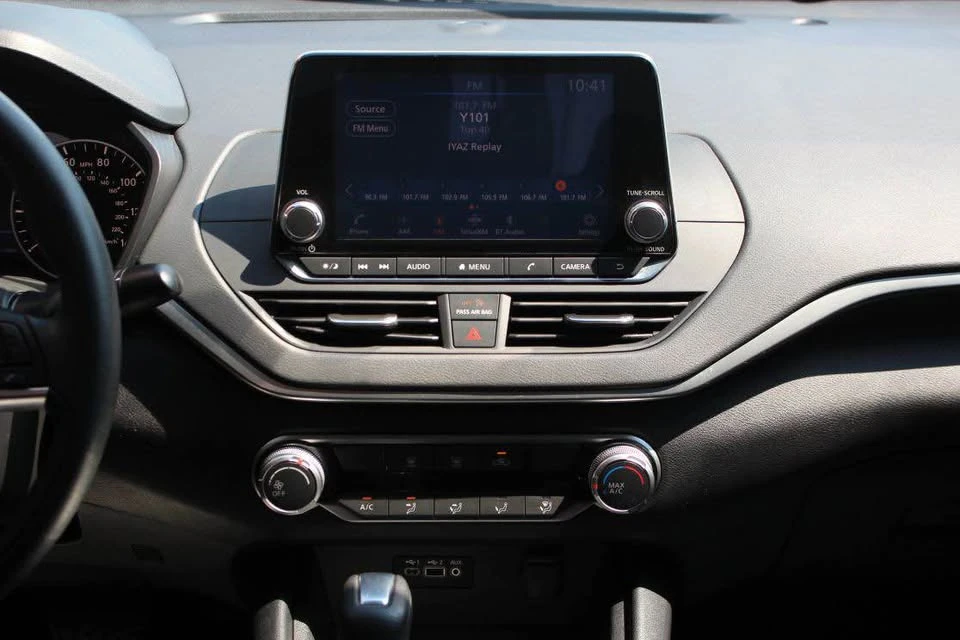 2019 Nissan Altima 6th Gen - Image 10 of 17