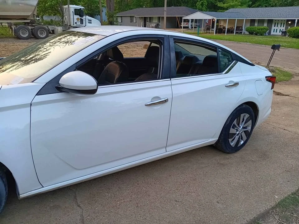 2019 Nissan Altima 6th Gen - Image 3 of 10