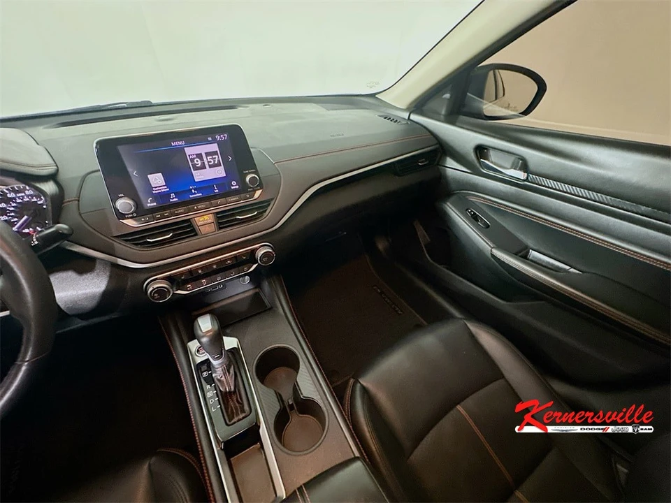 2019 Nissan Altima 6th Gen - Image 11 of 21