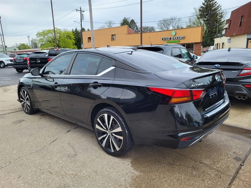 2019 Nissan Altima 6th Gen - Image 5 of 19