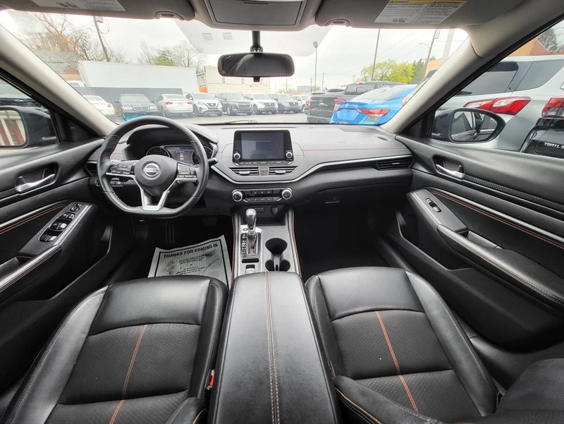 2019 Nissan Altima 6th Gen - Image 11 of 19