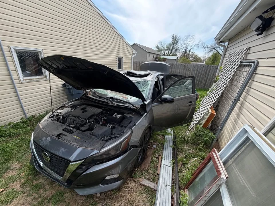 2019 Nissan Altima 6th Gen - Image 2 of 10