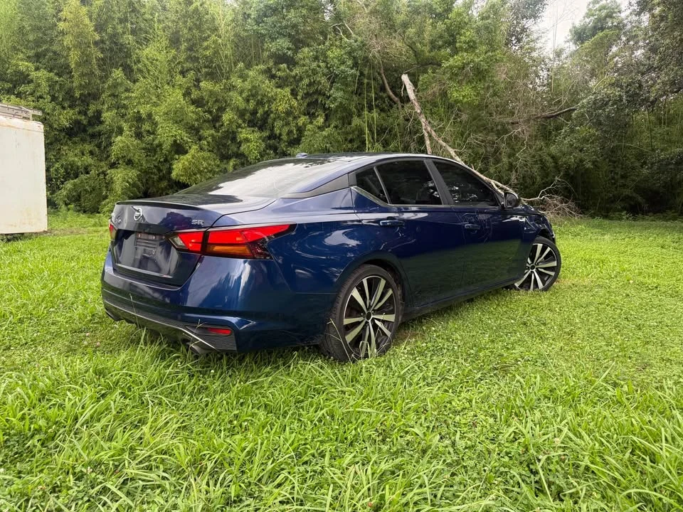 2019 Nissan Altima 6th Gen - Image 3 of 11