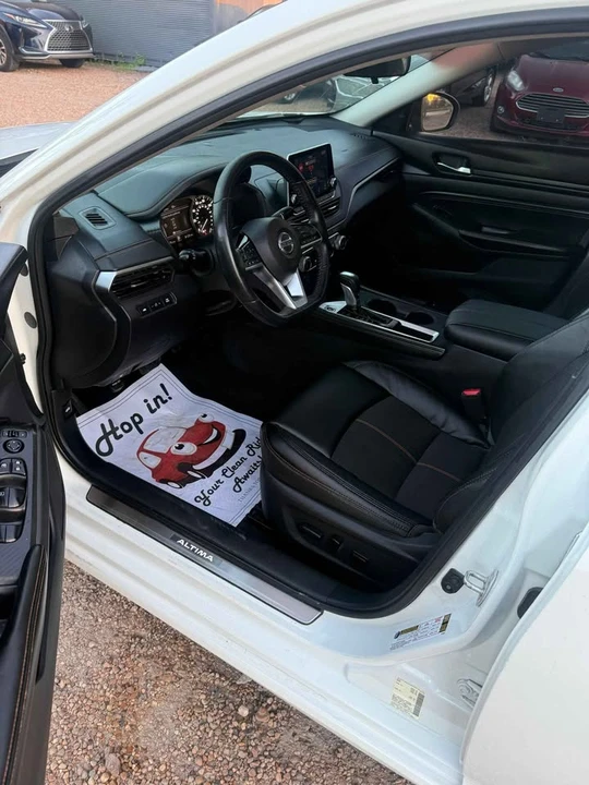 2019 Nissan Altima 6th Gen - Image 4 of 13