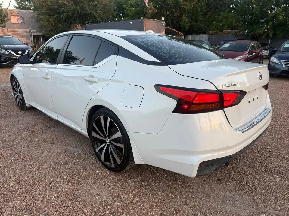 2019 Nissan Altima 6th Gen - Image 11 of 13