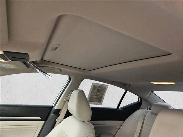 2019 Nissan Altima 6th Gen - Image 15 of 21