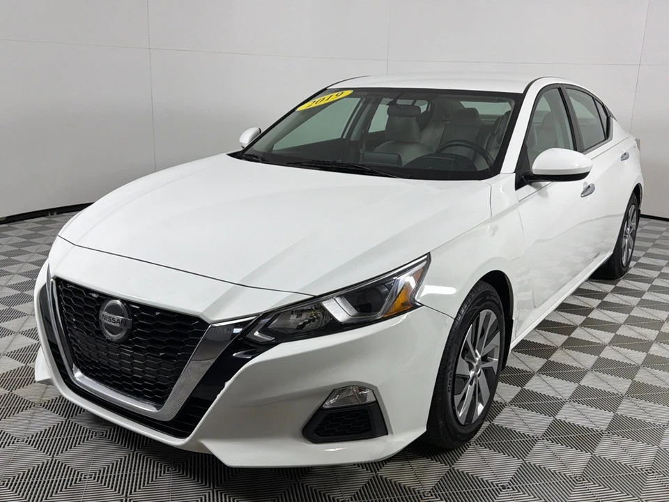 2019 Nissan Altima 6th Gen - Image 10 of 12