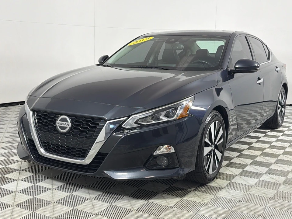 2019 Nissan Altima 6th Gen - Image 10 of 21