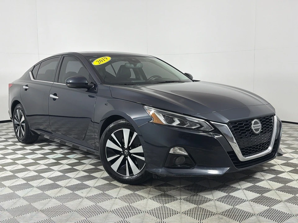 2019 Nissan Altima 6th Gen - Image 2 of 21