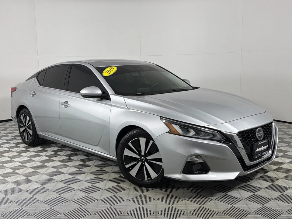 2019 Nissan Altima 6th Gen - Image 2 of 12
