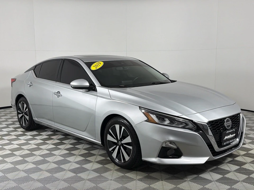 2019 Nissan Altima 6th Gen - Image 3 of 12