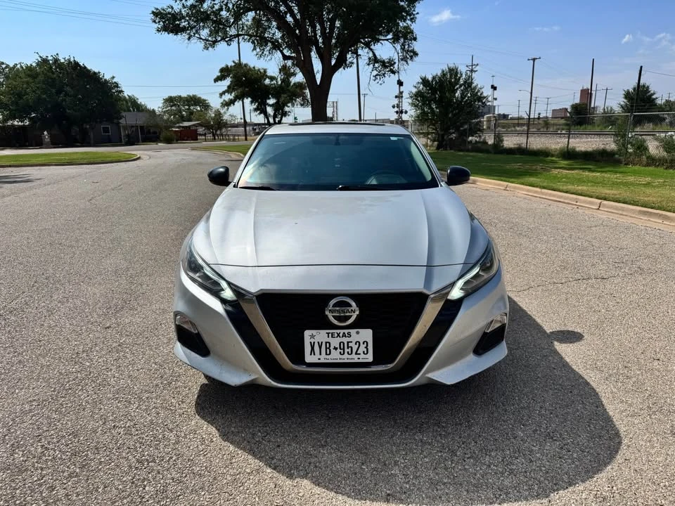 2019 Nissan Altima 6th Gen - Image 2 of 16